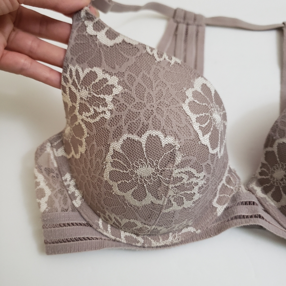 32D Pink Victoria's Secret Gray Floral Lace - Picture 2 of 9